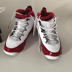 Jordan 9 Retro